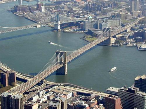 Cầu Brooklyn nối khu Brooklyn đến Manhattan – Ảnh: wirednewyork.com. - du lịch Brooklyn - dulichhoanmy.com