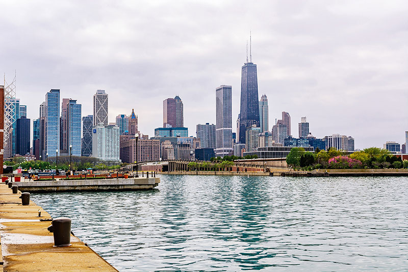 Khu trung tâm Chicago với tháp John Hancock nhìn từ Navy Pier. chicago city - chicago city - du lịch hoàn mỹ