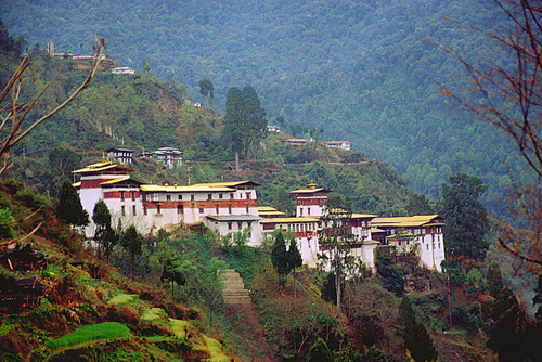 Lâu đài Trongsa ủy mỵ và dáng lệ - tìm hiểu về đất nước bhutan