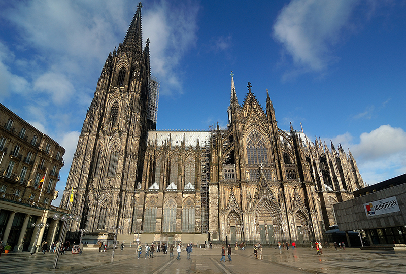 Du lịch nhà thờ Dom - Tuyệt tác nghệ thuật kiến trúc của Đức - Du lịch Hoàn  Mỹ