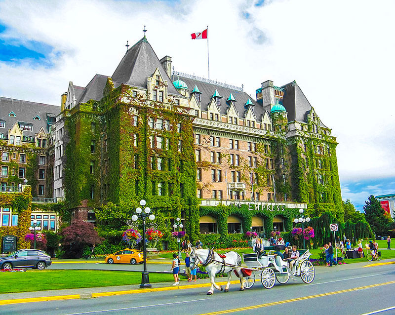 Du lịch Canada: Khách sạn Fairmont Empress - 1 trong 10 khách sạn lâu đài đẹp nhất Canada