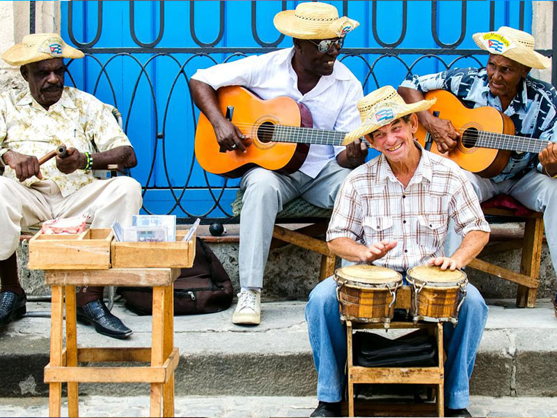 du lich canada, cuba - dulichhoanmy.com - Một trong những loại hình phổ biến bạn sẽ dễ dàng bắt gặp trong chuyến du lịch Cuba - Canada.