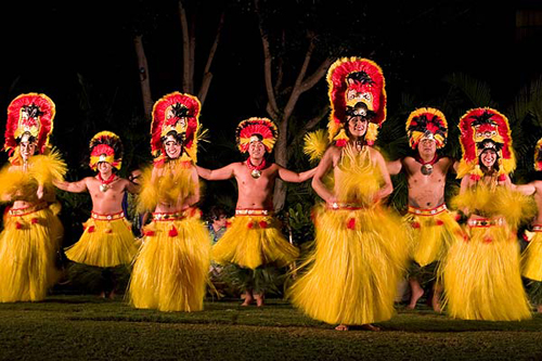 Điệu nhảy truyền thống của người dân. - du lịch Honolulu - dulichhoanmy.com