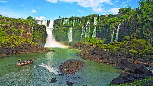 Hành trình trải nghiệm với những điều thú vị không thể bỏ lỡ trong chuyến du lịch đến Nam Mỹ – Ảnh: Nguyễn Tâm. - thác Iguazu - du lịch hoàn mỹ
