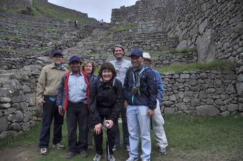 Đoàn khảo sát tiền trạm tour Nam Mỹ của Du lịch Hoàn Mỹ tháng 4/2013. - thành phố Cuzco - du lịch hoàn mỹ