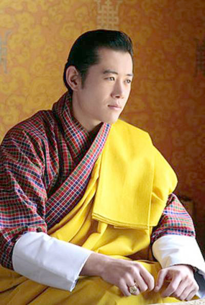 Jigme Khesar Namgyel Wangchuck (sinh 21/2/1980) hiện là Vua Rồng thứ năm của Bhutan (đăng quang năm 2008)-bhutan quốc gia hạnh phúc