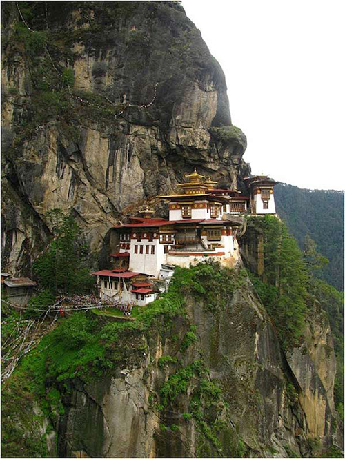 tu viện nhìn từ trên cao - quốc gia bhutan